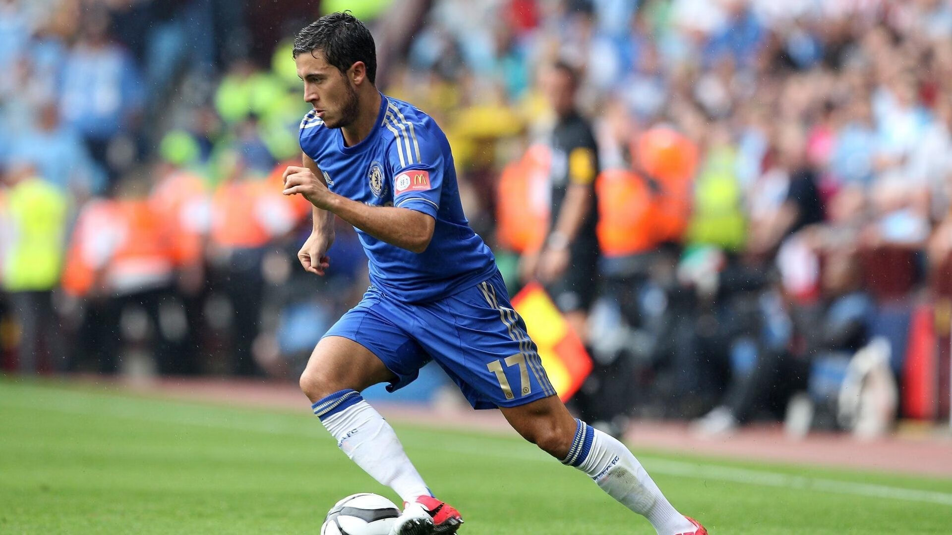 英超冲刺激烈：悬念、精彩、激情不断！，英超精彩视频